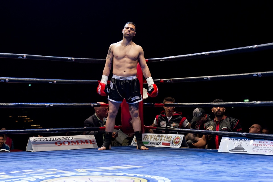 00210-riccardo-lecca-vs-bruno-franchi-k1-invictus-arena